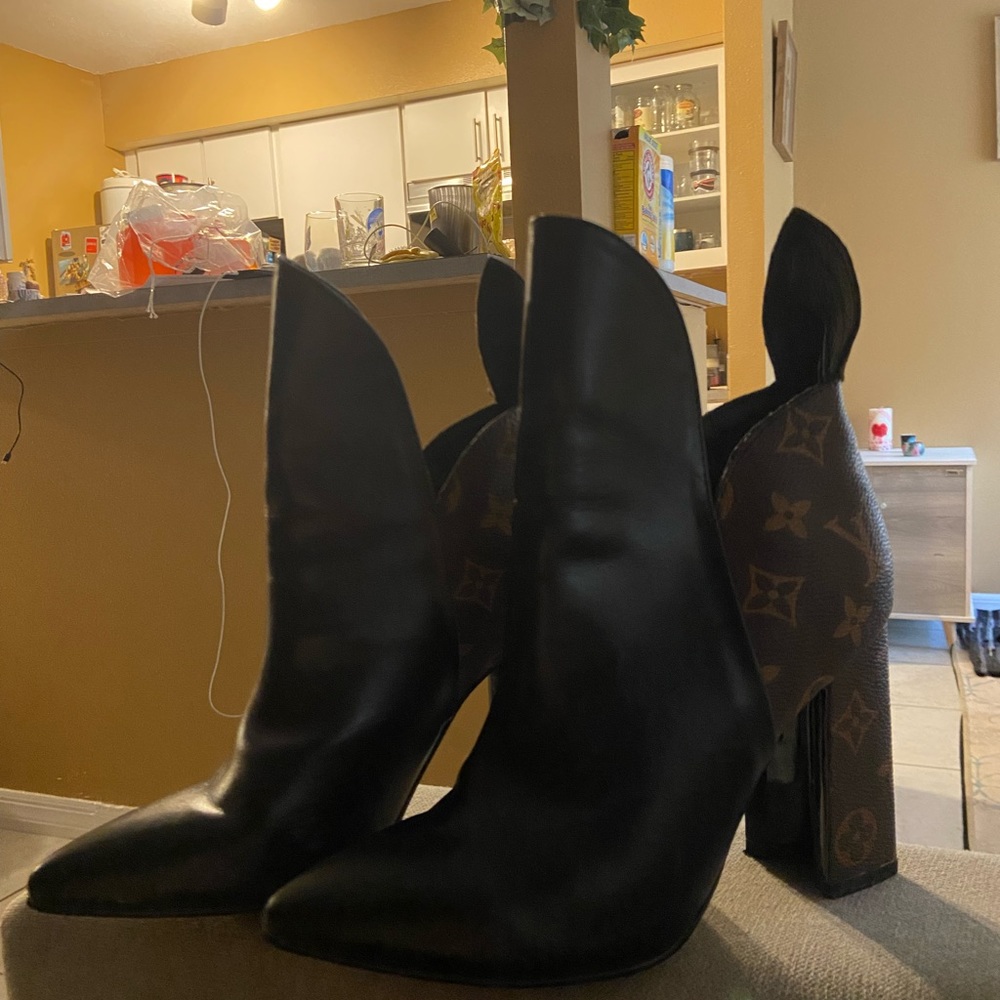 Louis Vuitton Rodeo Queen Monogram Boots